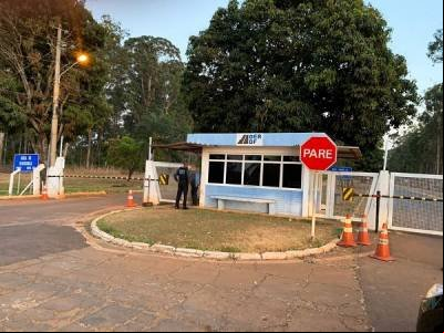 Departamento de Estradas de Rodagem informou sobre as obras na ponte sobre o córrego - (crédito: Divulgacao/MPDFT) Departamento de Estradas de Rodagem informou sobre as obras na ponte sobre o córrego - (crédito: Divulgacao/MPDFT)