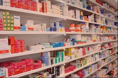 Desabastecimento de medicamentos em farmácias preocupa moradores do DF